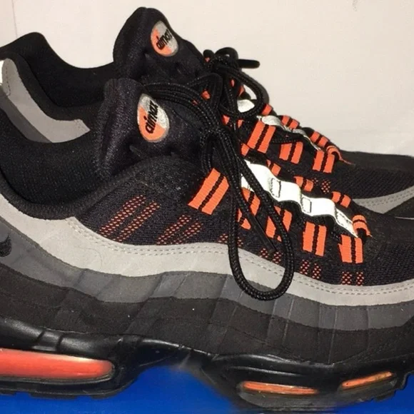2011 Nike Air Max 95 Halloween Black & Orange. Men’s 10 and 11 available. - Picture 3 of 8
